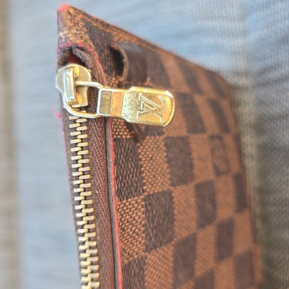 Louis Vuitton Damier Ebene Neverfull GM Pochette - Picture 3 of 11